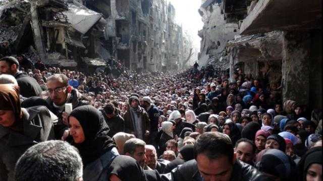 صحيفة: 3 آلاف مواطن قدموا طلباتهم للعودة إلى مخيم اليرموك