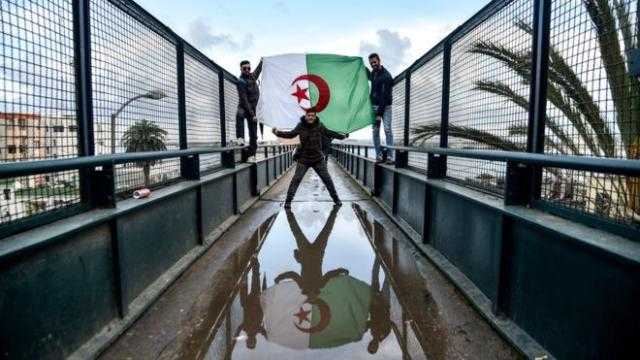 ناشط حقوقي جزائري: نريد الدخول في المرحلة الانتقالية بسهولة وسلاسة