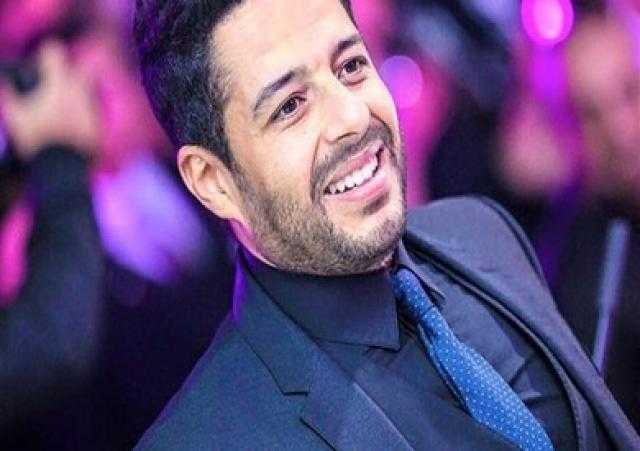 محمد حماقي يحيي حفل زفاف أحمد فهمي وهنا الزاهد الليلة