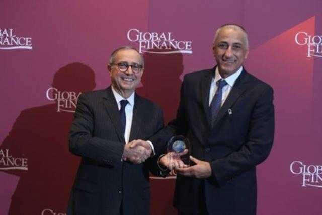 تكريم طارق عامر ضمن أفضل محافظي البنوك المركزية في العالم