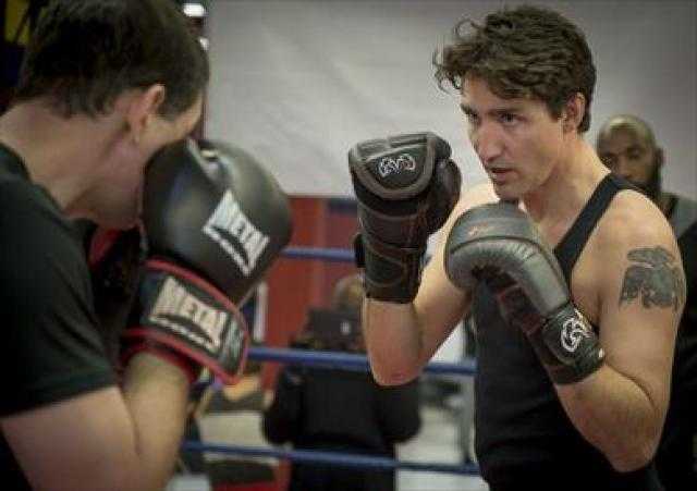 كيف كانت موهبة رئيس الوزراء الكندي في الملاكمة سببا في منصبه الحالي؟