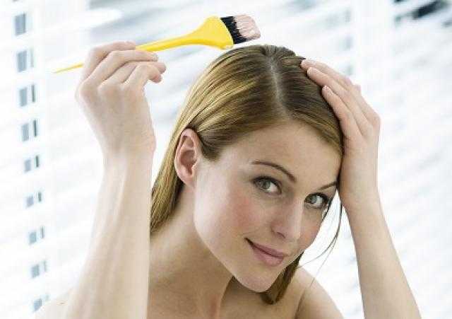 دراسة: استخدام صبغة الشعر بانتظام يزيد من احتمال الإصابة بسرطان الثدي