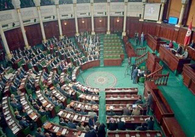 البرلمان التونسي يعقد حوارا مع الحكومة لبحث الأزمة الليبية