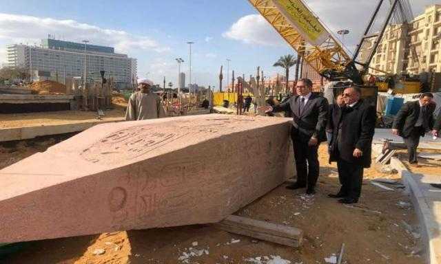 الآثار: نجاح تركيب آخر جزء من مسلة الملك رمسيس الثاني بميدان التحرير