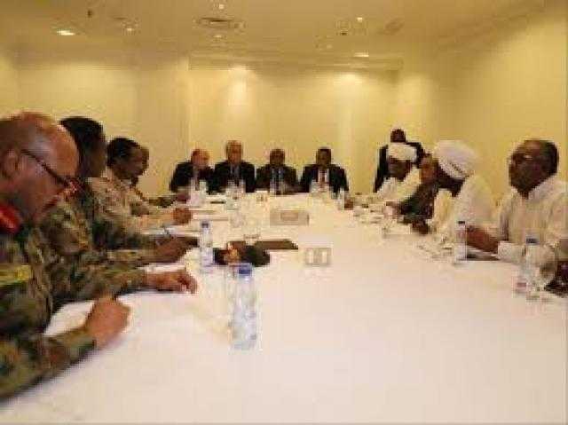 صحيفة سودانية: الاتفاق على تعيين رئيس الحركات المسلحة نائبا ثانيا للبرهان