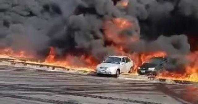 لقطات صادمة لحريق خط البترول بطريق ”القاهرة ـ الإسماعيلية”