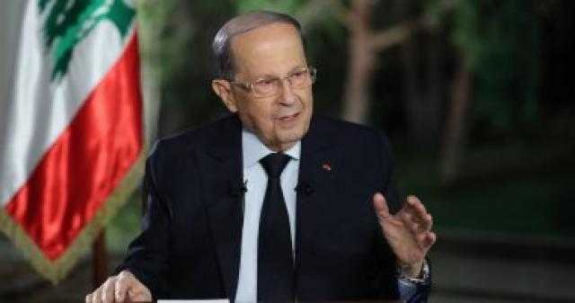 الرئيس اللبنانى يقبل استقالة الحكومة ويطالبها بالاستمرار بتصريف الأعمال