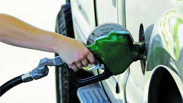 غرفة صناعة البترول والتعدين تلعن عن زيادة جديدة في أسعار البنزين