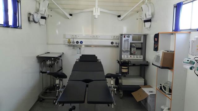 مركز الملك سلمان للإغاثة يقدم خدمات طبية ويجري عمليات جراحية مختلفة في اليمن