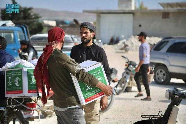 مركز الملك سلمان للإغاثة يواصل توزيع المساعدات الإغاثية للمتضررين من الزلزال بمحافظة حلب