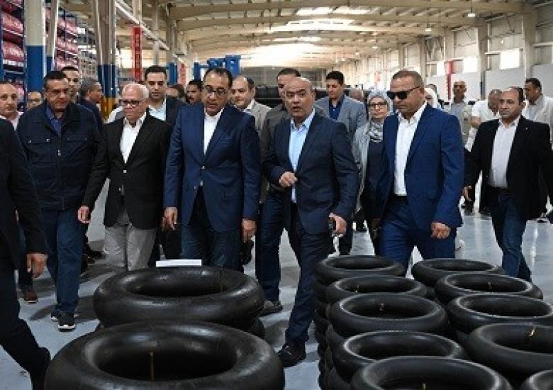 مصطفى مدبولي: إطلاق أول خط إنتاج سيارات في مصر العام المقبل