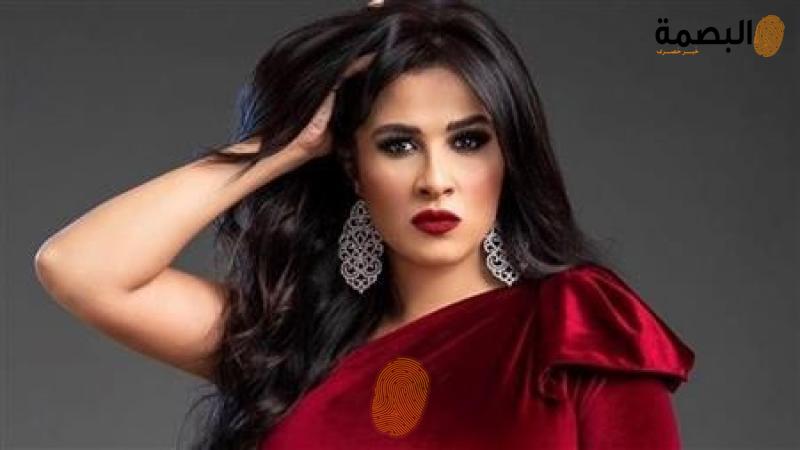 ياسمين عبد العزيز