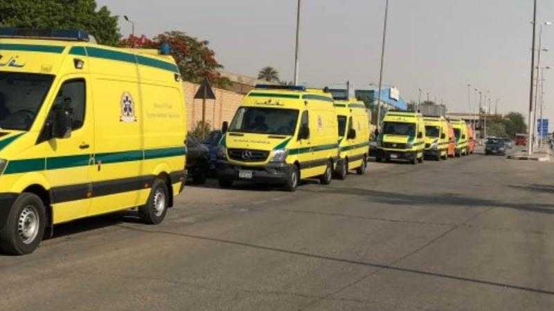 الدفع بـ 16 سيارة إسعاف لنقل مصابي حادث سيارة العمالة