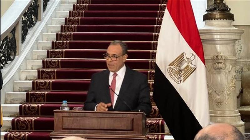 وزير الخارجية يكشف تفاصيل مباحثاته مع نظيره الأوكراني