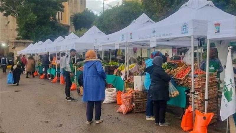 استمرار سوق اليوم الواحد للمزارعين بمحطة الرمل
