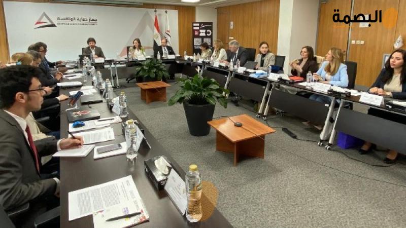 خلال الاجتماع