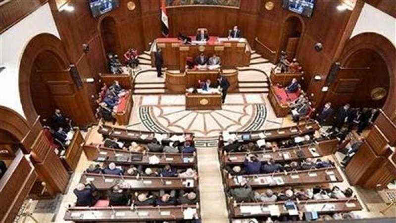 عاجل.. رئيس مجلس الشيوخ يحيل دراسة بشأن الطاقة المتجددة للحكومة