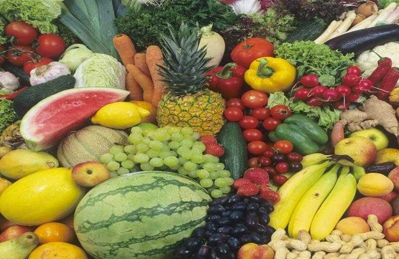 الطريقة الصحيحة لغسل الخضروات والفواكه